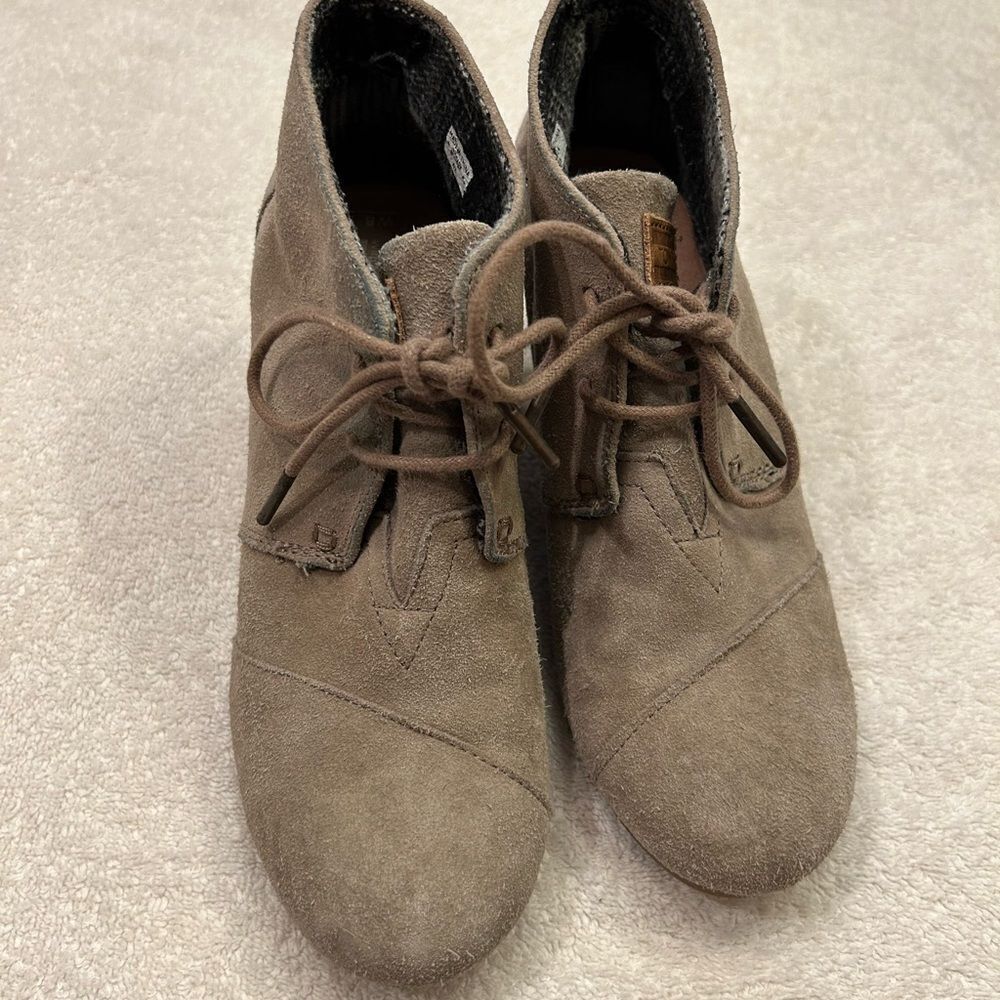 Toms Tan Suede Ankle Boots
